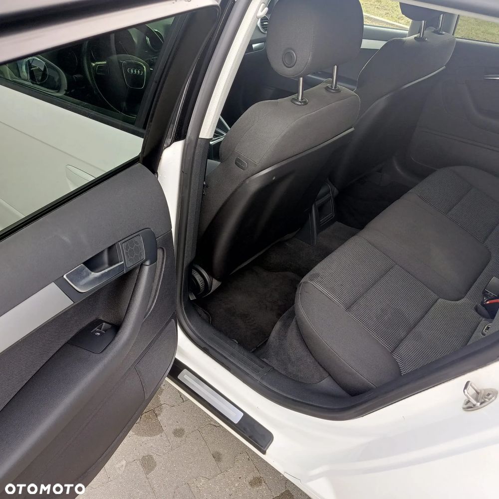 Audi A3 Sportback 1.4 TFSI Ambition - 8