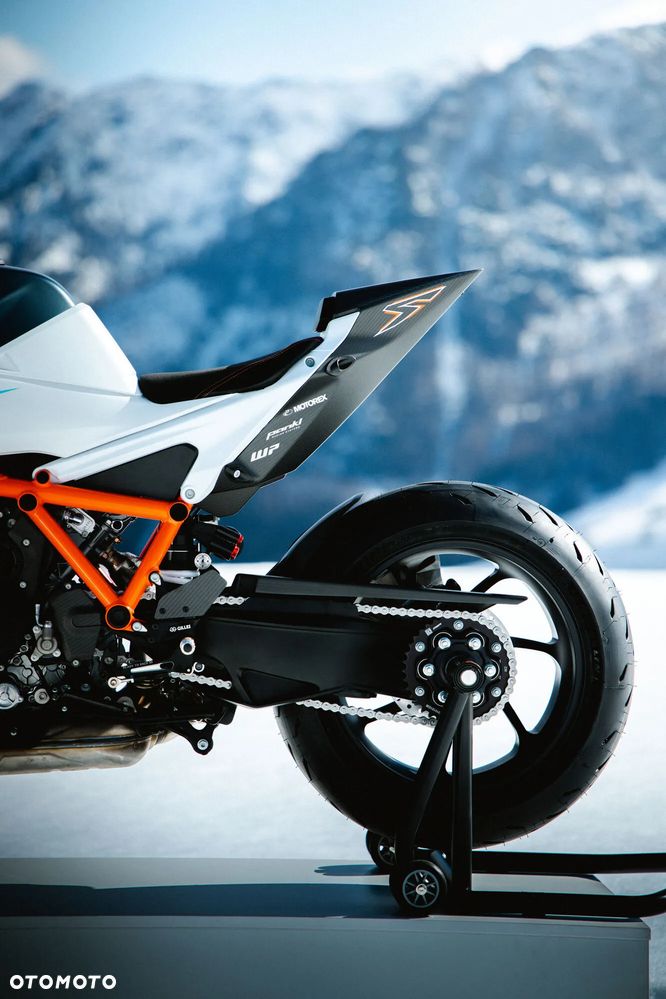 KTM Super Duke - 14
