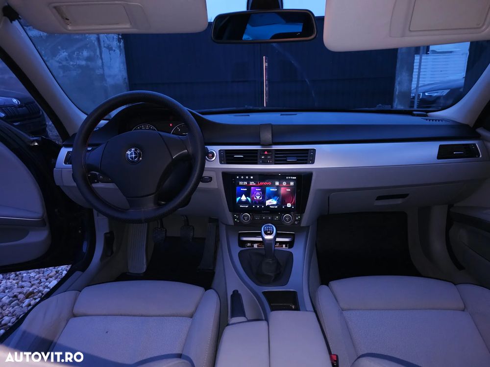 BMW Seria 3 320d Touring - 5