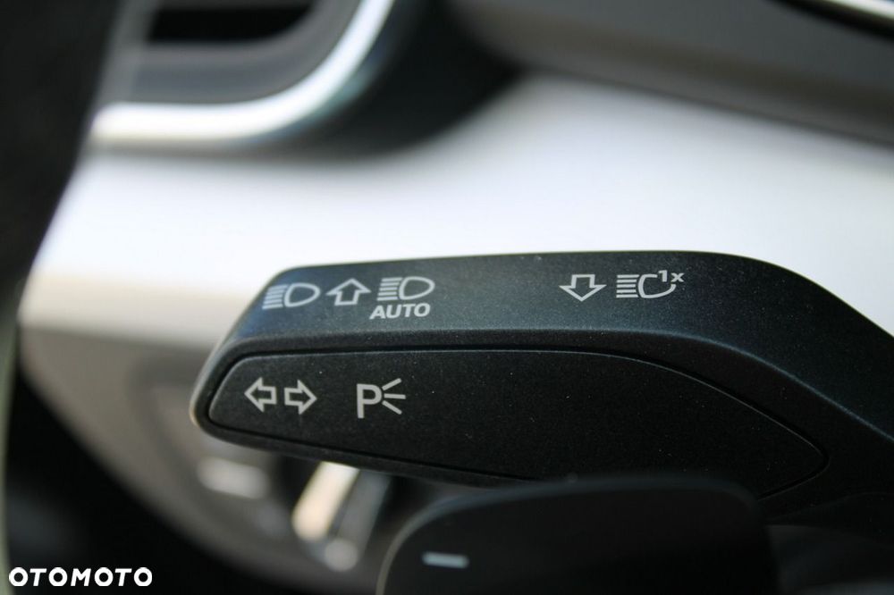 Audi Q5 Sportback - 27