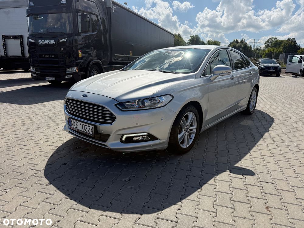 Ford Mondeo 2.0 TDCi STart-Stopp Titanium - 4