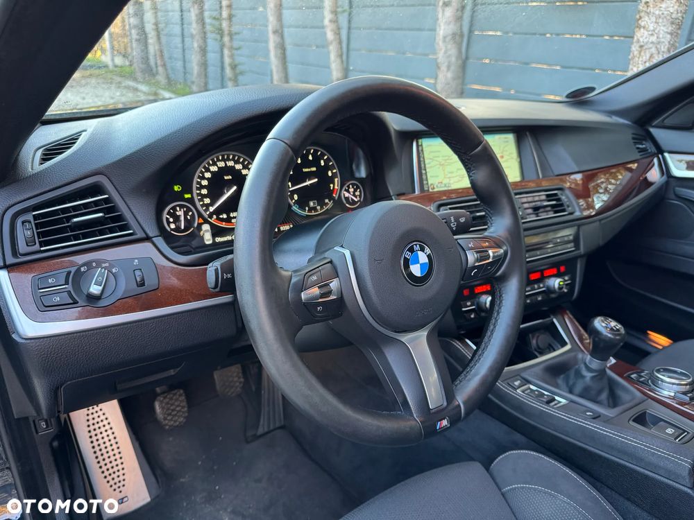 BMW Seria 5 528i - 20