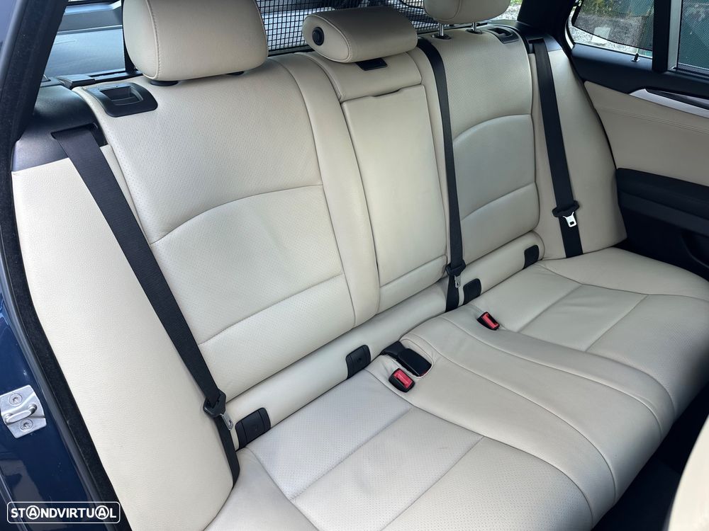 BMW 520 d Exclusive Auto 129g - 34