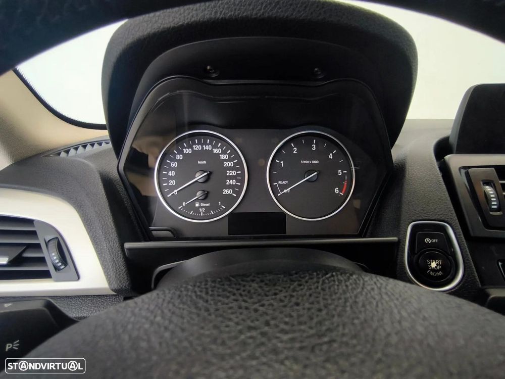 BMW 118 d Line Sport - 42