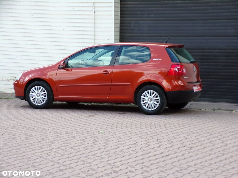 Volkswagen Golf - 15