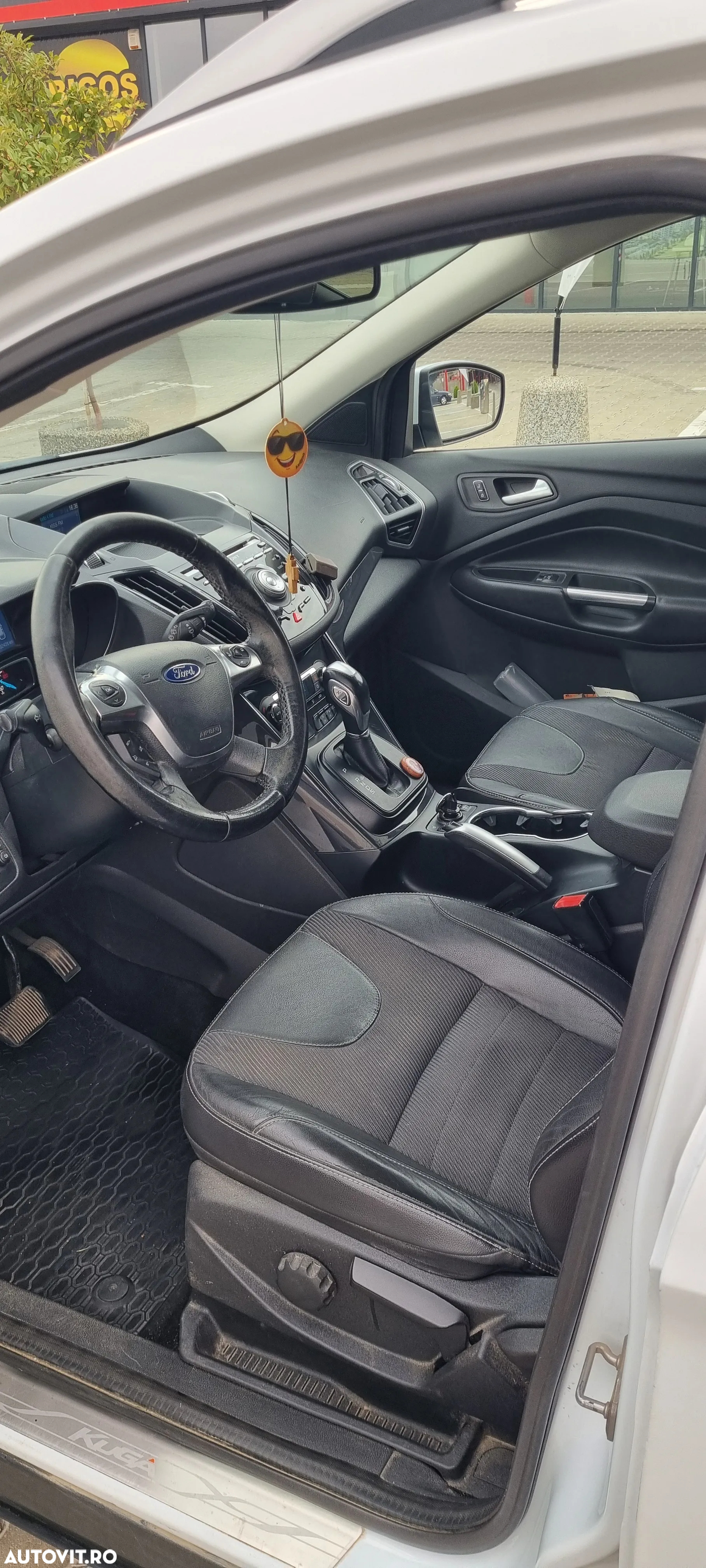 Ford Kuga 2.0 TDCi 4WD Powershift Titanium - 2
