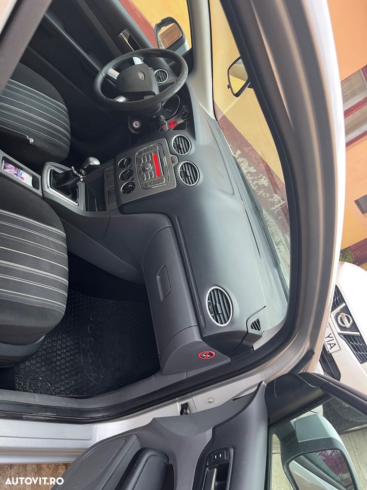 Ford Focus - 8