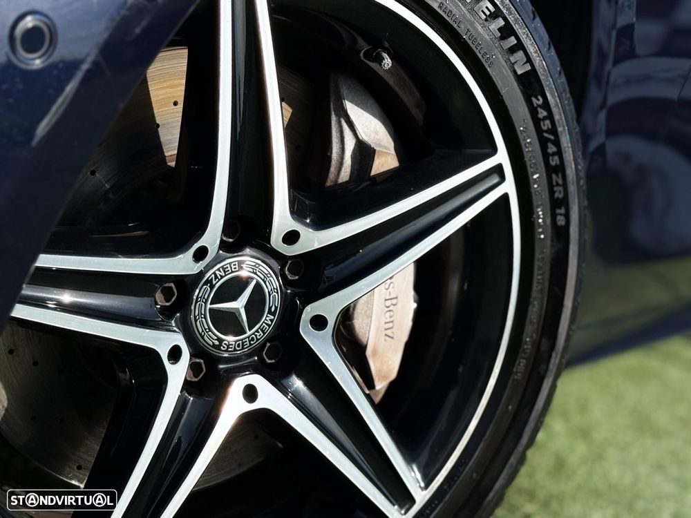 Mercedes-Benz E 300 de AMG Line - 5