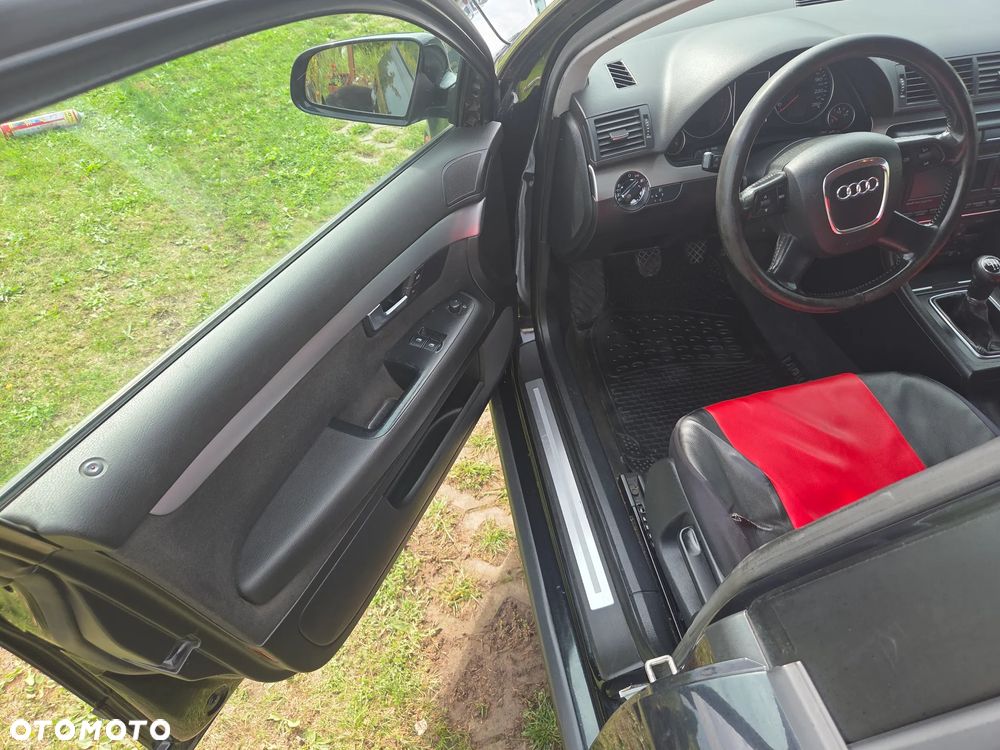 Audi A4 Avant 2.0 TDI DPF Quattro - 14