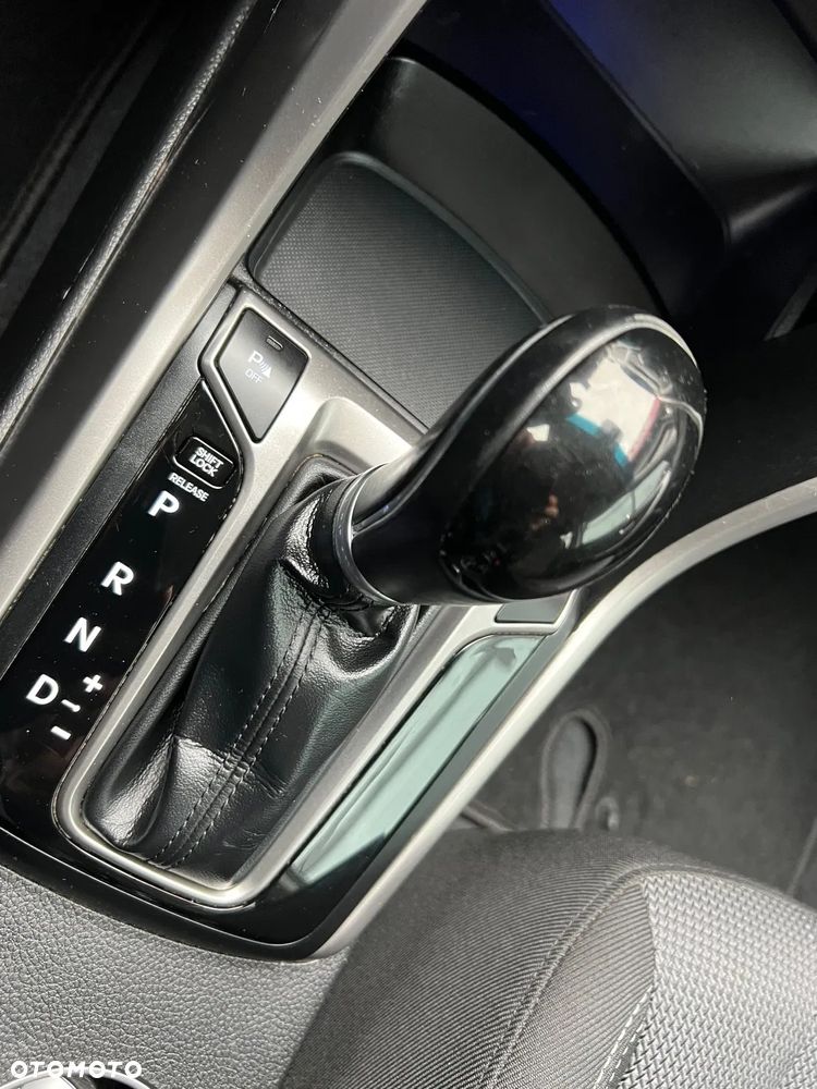 Hyundai i30 1.6 CRDi Automatik Style - 25