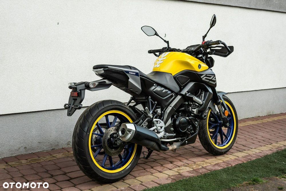 Yamaha MT - 4