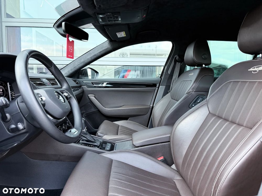 Skoda Superb 2.0 TSI L&K DSG - 27