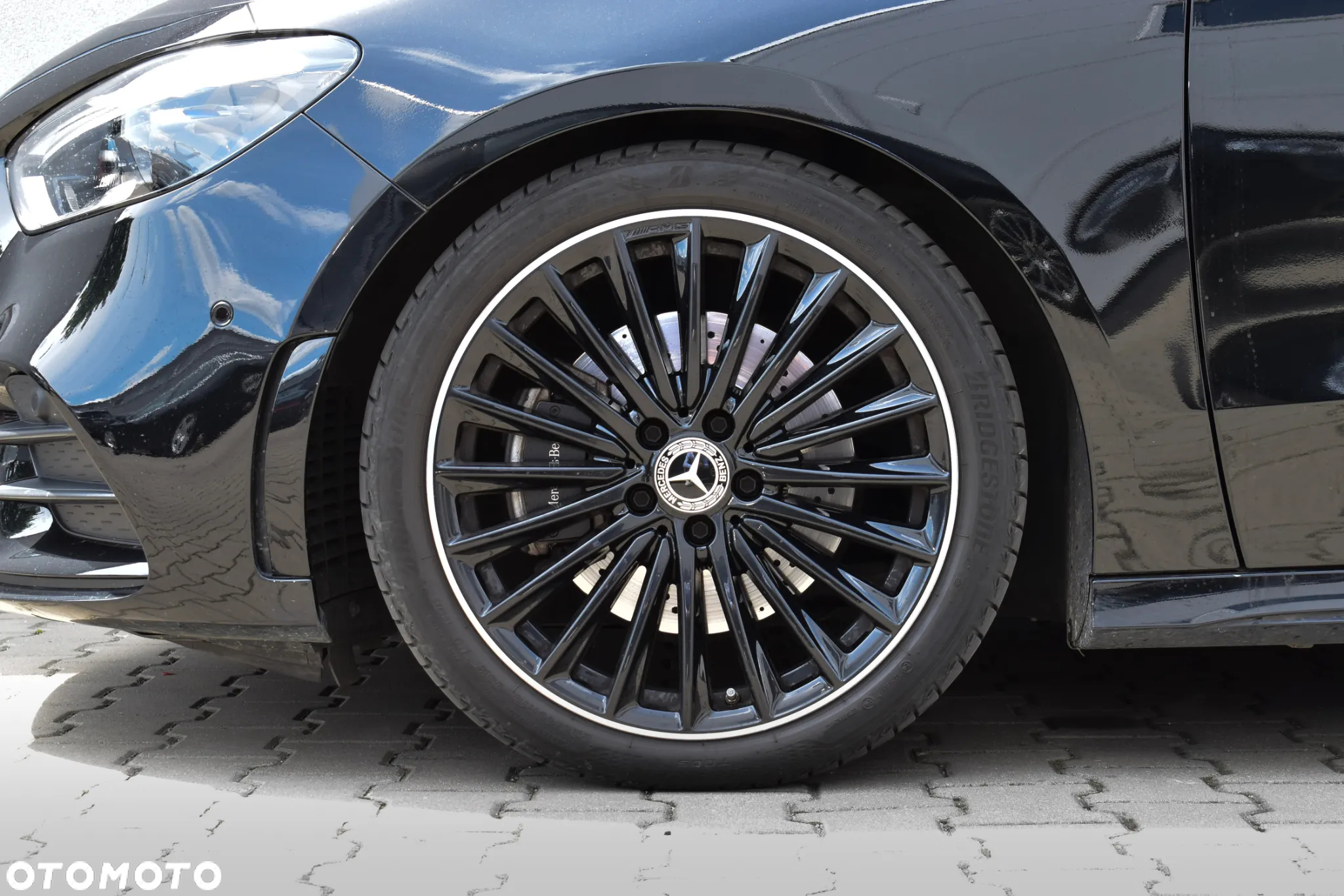 Mercedes-Benz Klasa B 220 4-Matic AMG Line 7G-DCT - 11