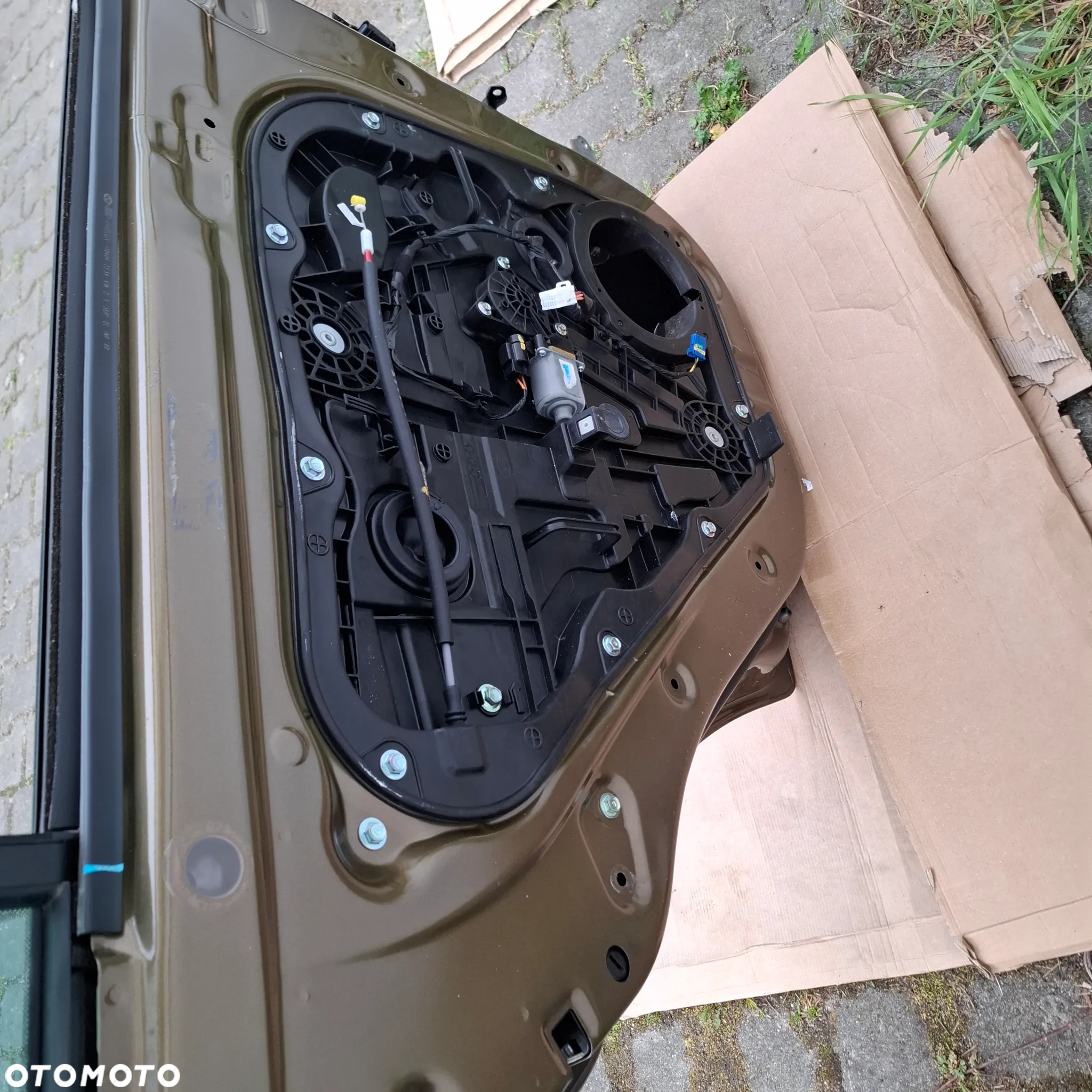 KIA SPORTAGE IV 4 15- DRZWI LEWA STRONA 2e brazowy zielony Alchemy Green PRZÓD LEWE TYŁ LEWE - 15