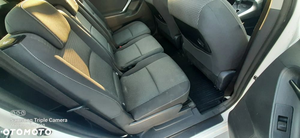 Toyota Verso 1.8 Premium 7os MS - 16