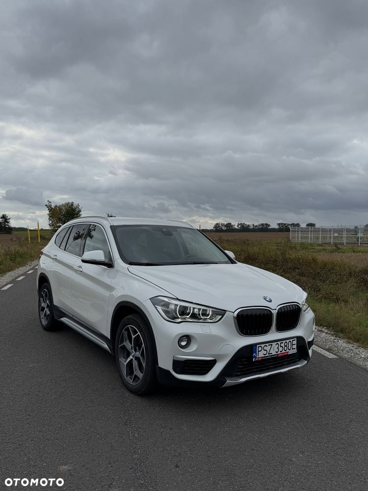 BMW X1 sDrive20d Sport Line - 1