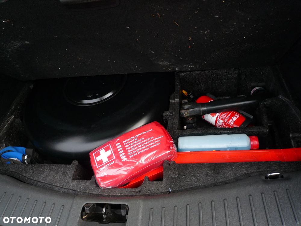 Ford Kuga 2.5 Trend - 30