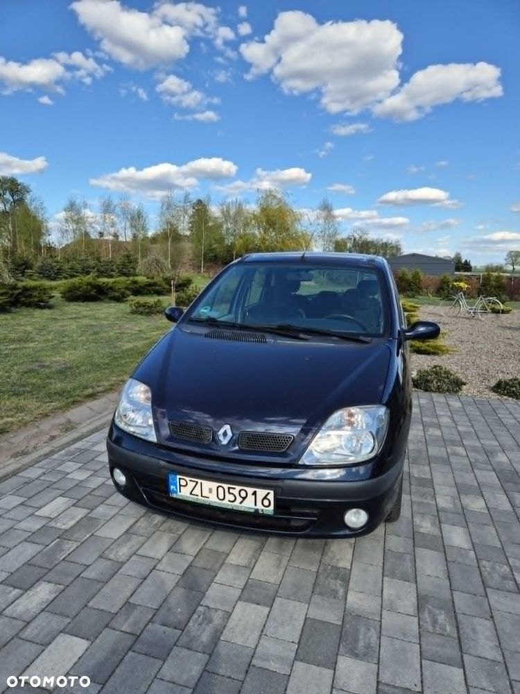 Renault Scenic 1.6 16V Family - 3