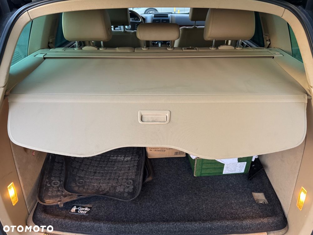 Volkswagen Touareg - 8