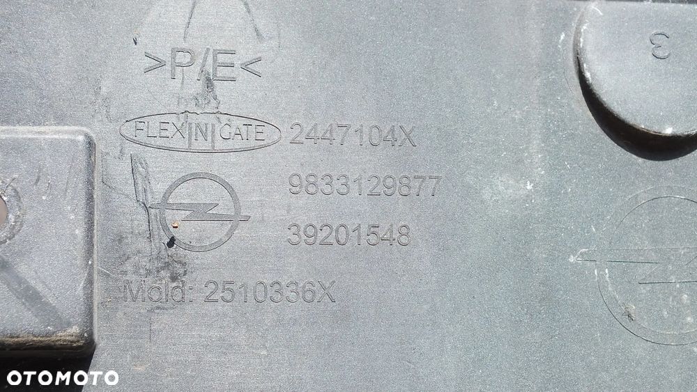 Zderzak przedni Opel Vivaro IV Lift 9833129877 - 10