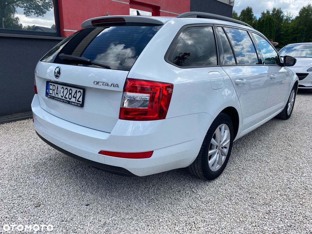 Skoda Octavia 1.6 TDI Ambition - 18