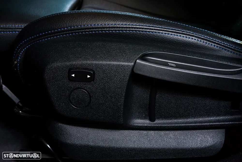 BMW 216 Gran Coupé - 17