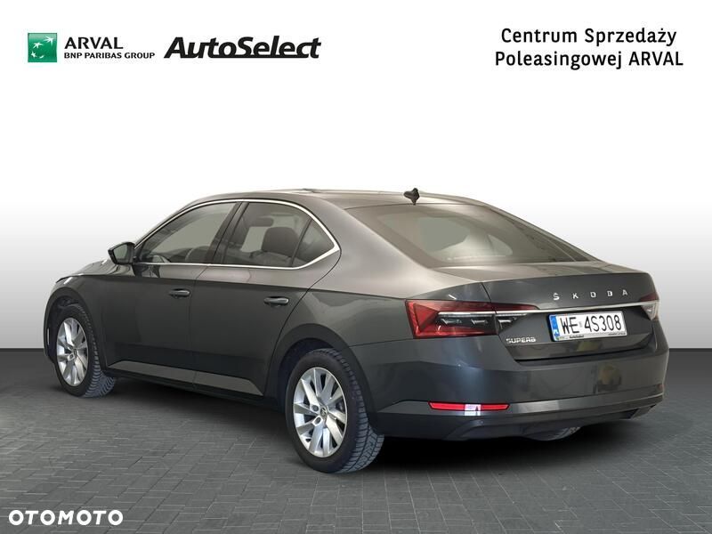 Skoda Superb 2.0 TDI SCR Ambition DSG - 4
