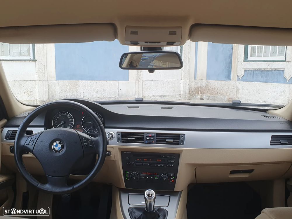 BMW 320 d Exclusive - 20