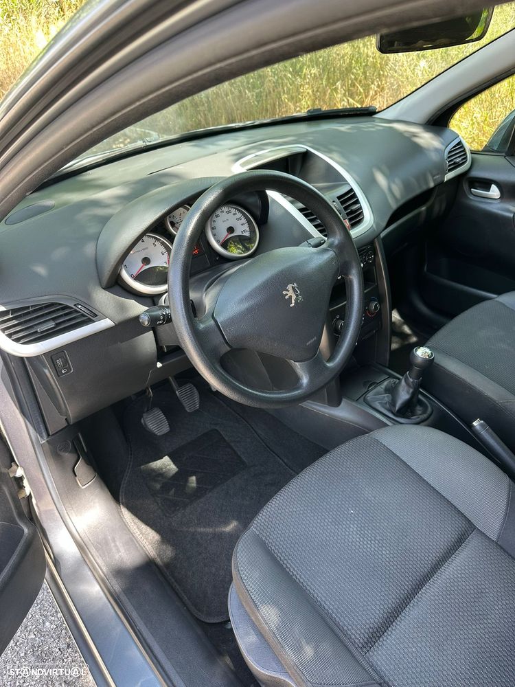 Peugeot 207 SW 1.4 Outdoor - 10