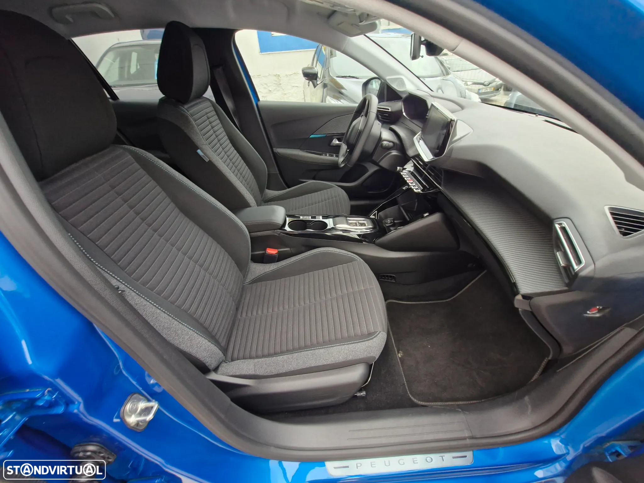 Peugeot e-208 50 kWh Allure Pack - 12