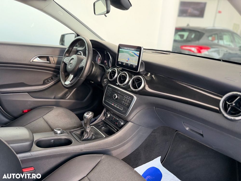 Mercedes-Benz CLA 180 - 14