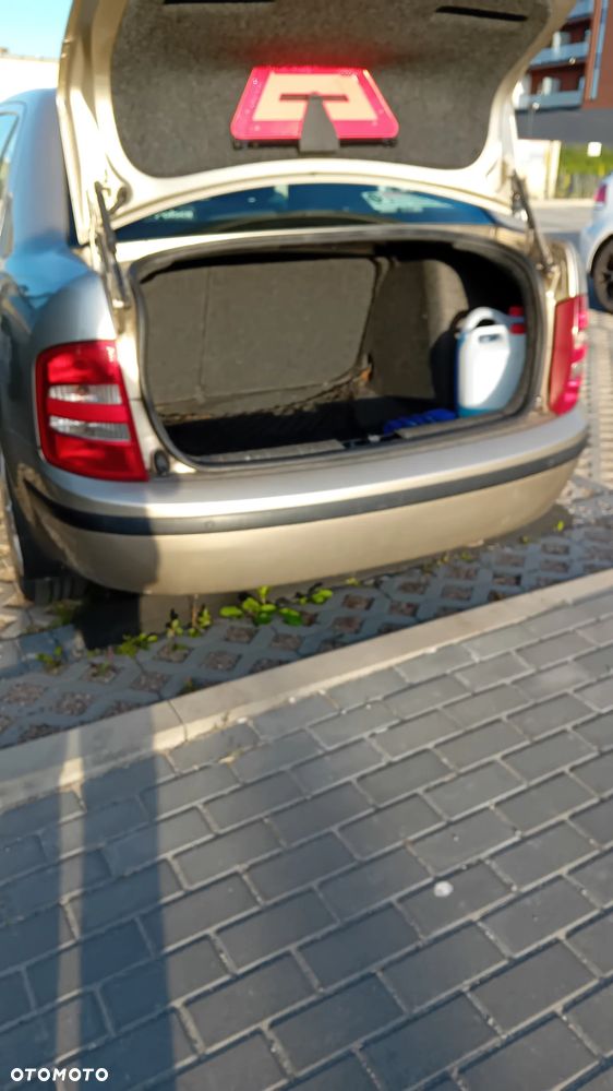 Skoda Fabia 1.4 16V Joy - 8