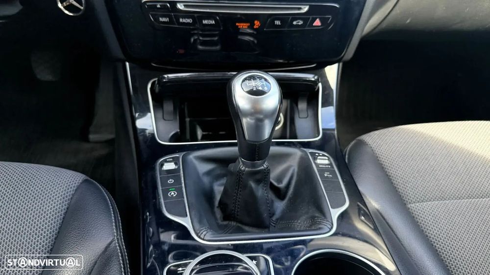 Mercedes-Benz C 180 BlueTEC Avantgarde - 17