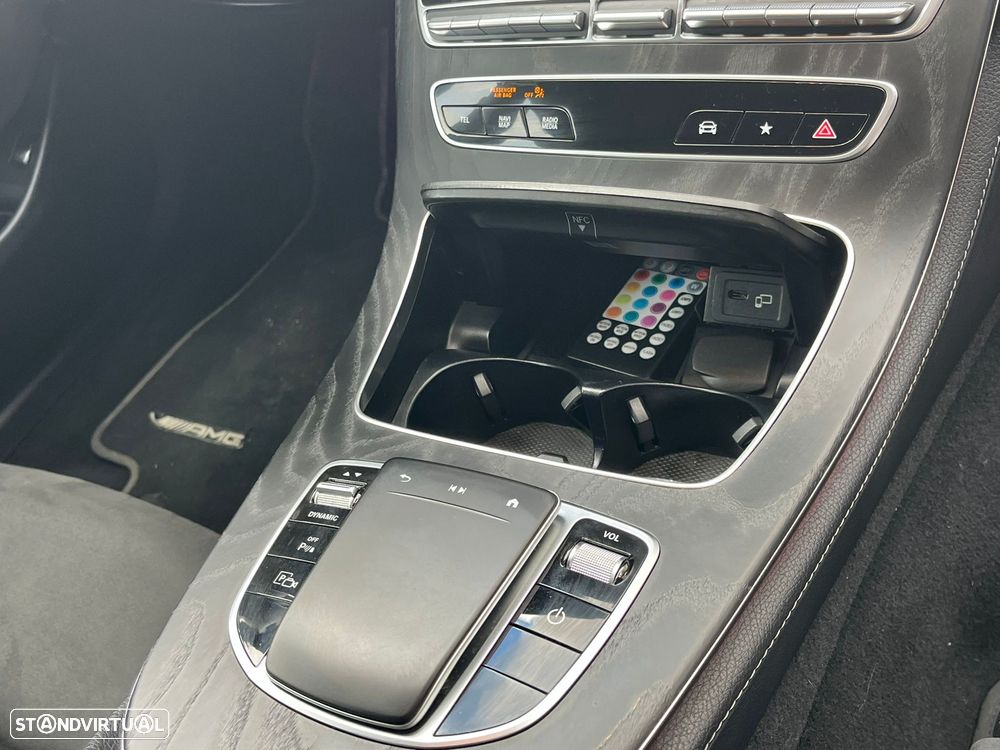 Mercedes-Benz E 300 de AMG Line - 15