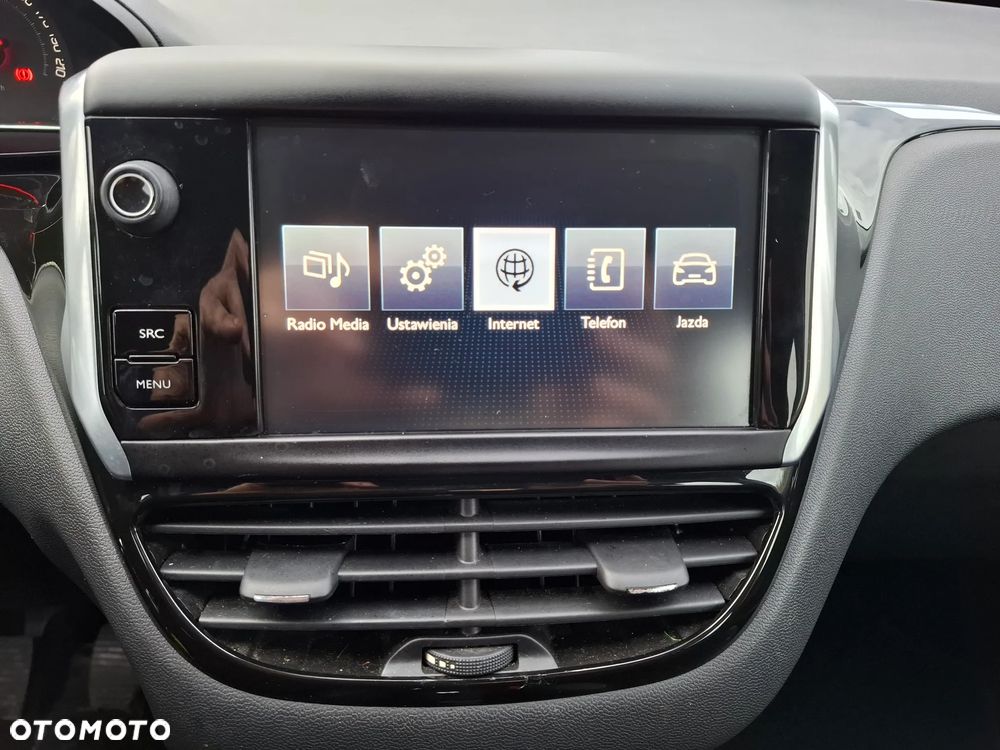 Peugeot 208 82 VTI Style - 18