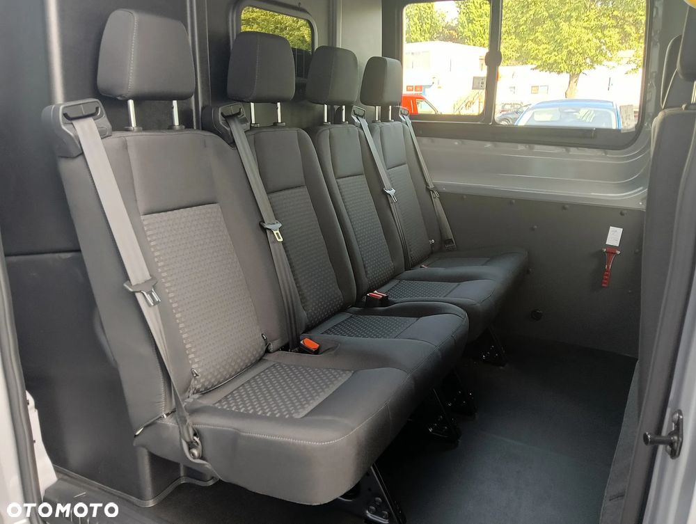 Ford Transit - 17