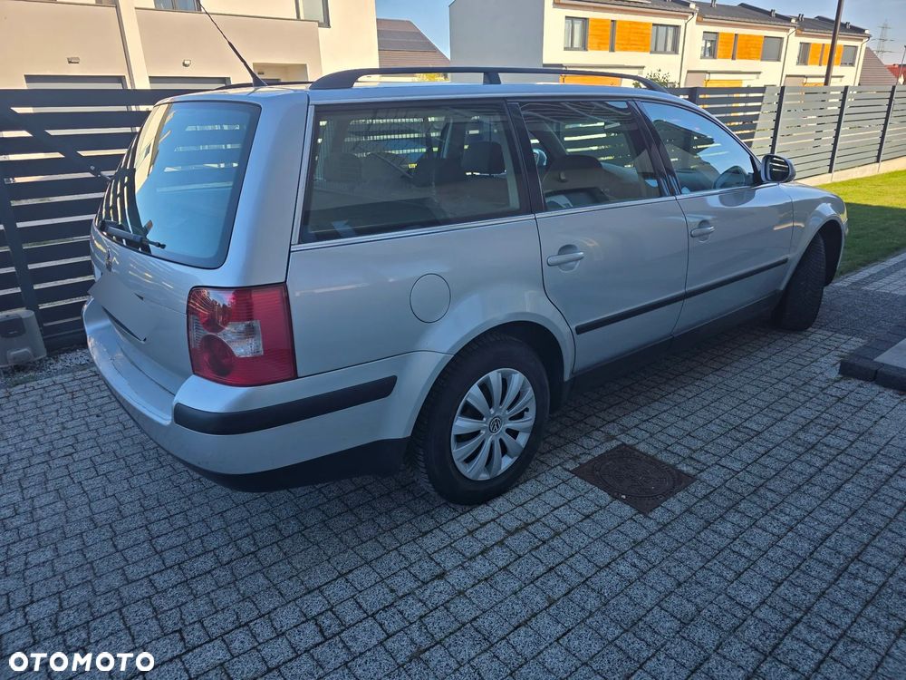 Volkswagen Passat 1.9 TDI Comfortline - 3