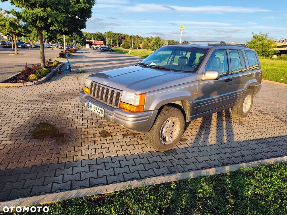 Jeep Grand Cherokee - 2