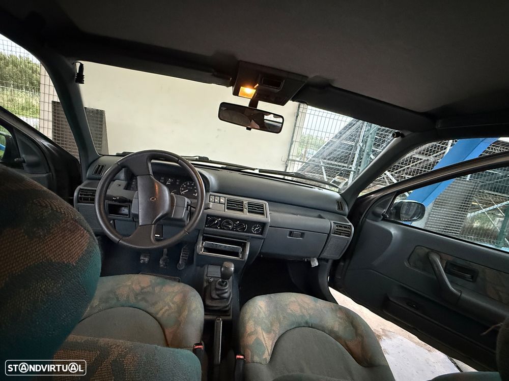 Renault Clio 1.2 Fidji - 6