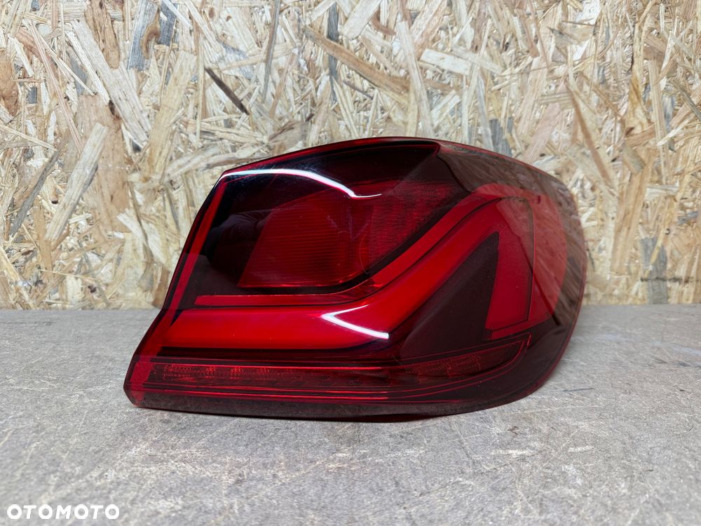 BMW 1 F40 LAMPA PRAWY TYŁ 7450644 EUROPA ORYGINAŁ - 1