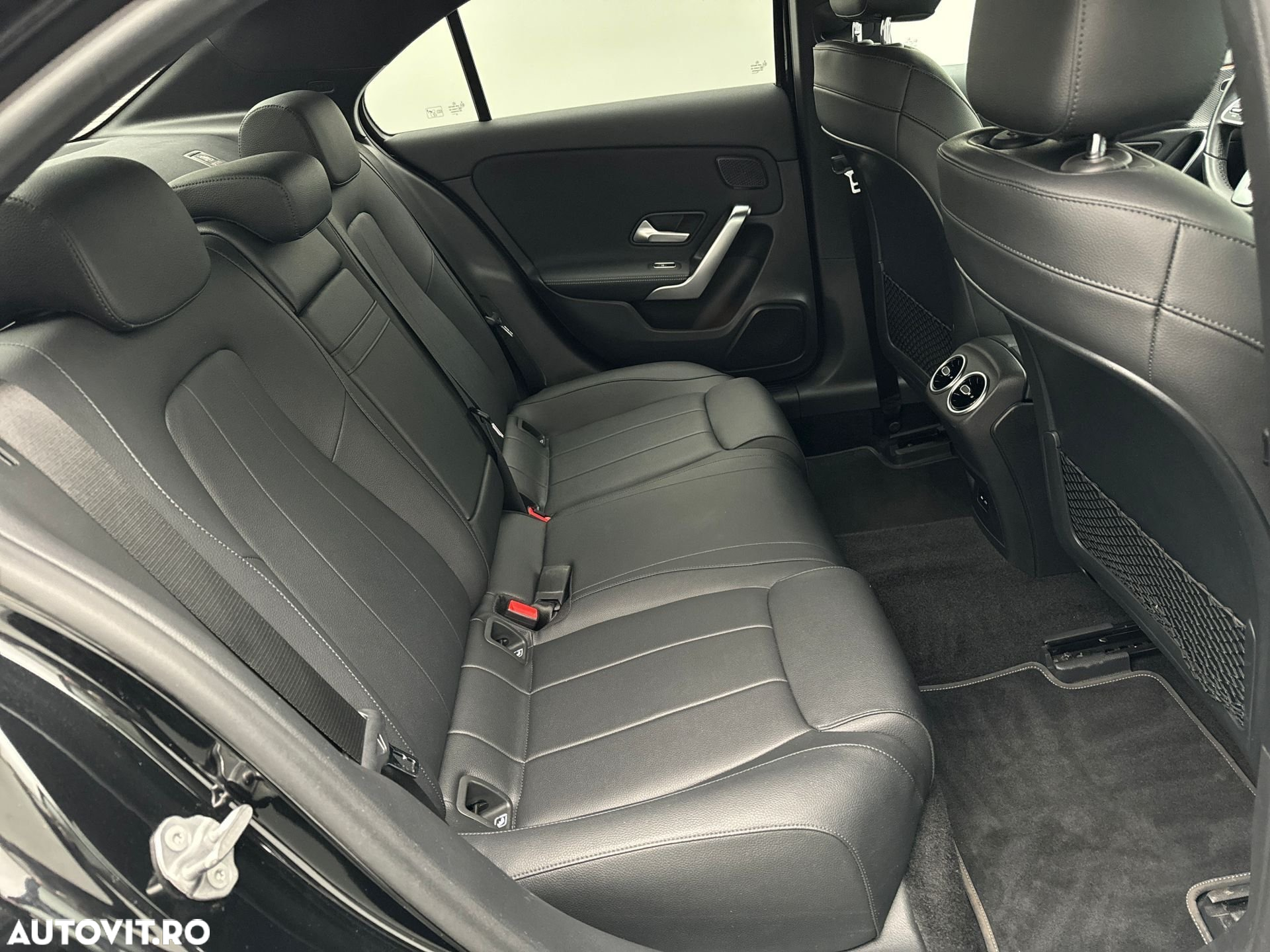Mercedes-Benz A 250 e 8G-DCT Style - 12