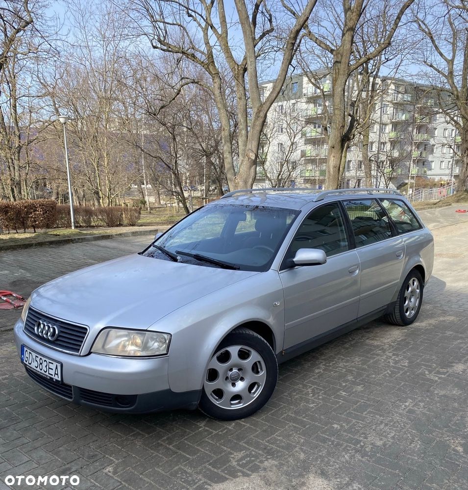 Audi A6 Avant - 1