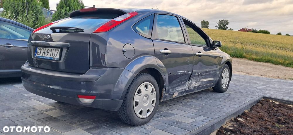 Ford Focus 1.6 Trend - 7