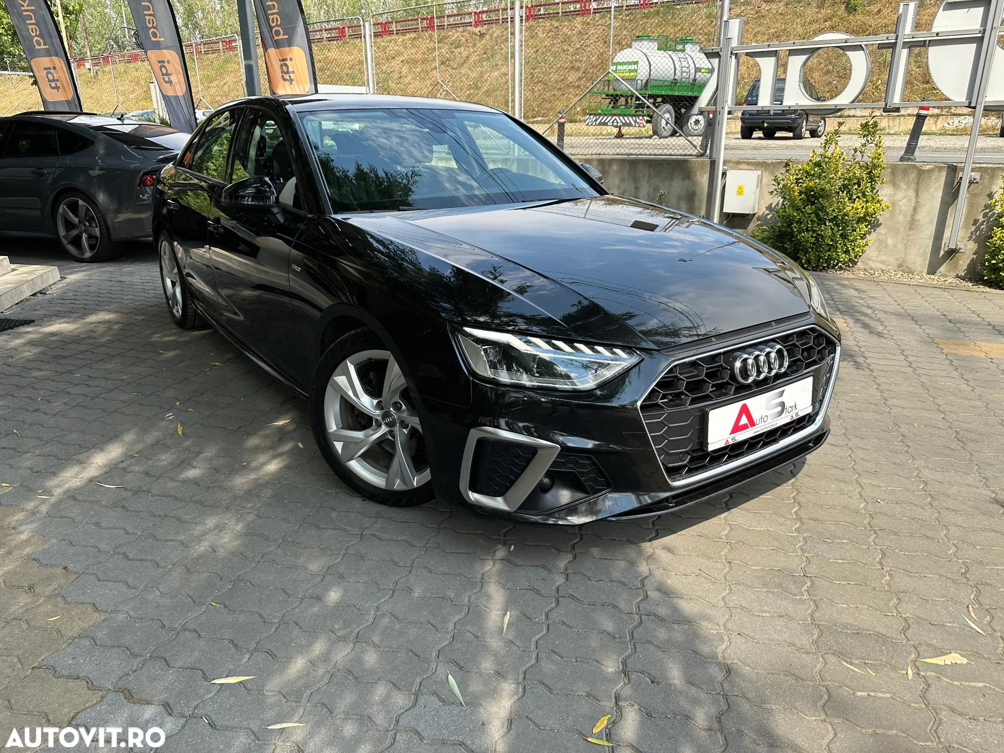 Audi A4 35 TFSI S tronic S line - 3