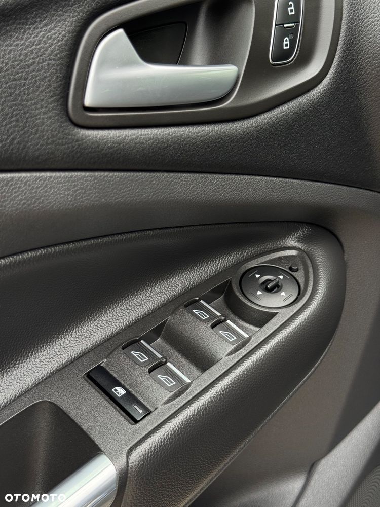 Ford Kuga 1.5 EcoBoost FWD Titanium ASS - 25