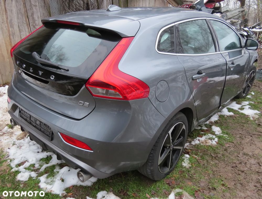 BŁOTNIK ĆWIARTKA PRAWY TYŁ TYLNY 714-16 VOLVO V40 II 12-19 - 1
