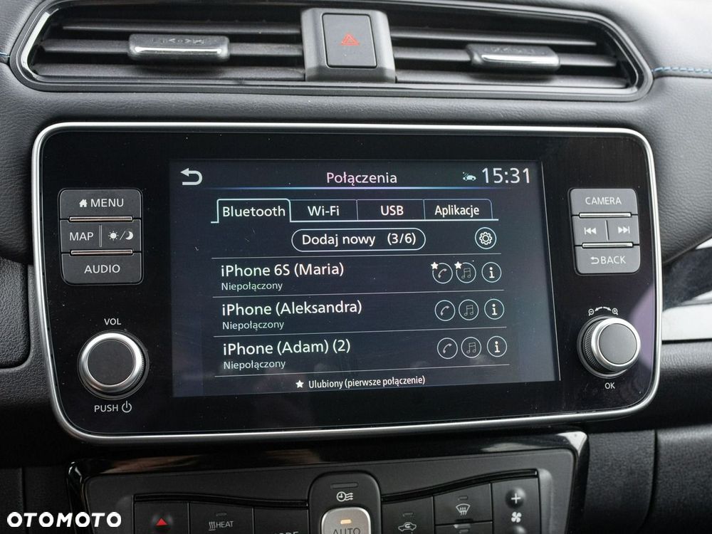 Nissan Leaf 40kWh N-Connecta - 23