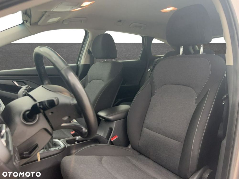 Hyundai i30 - 16