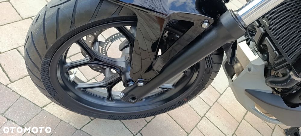 Honda NC - 16
