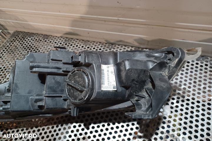 Far dreapta 2012 1LG01001104 Opel Astra J [2009 - 2012] Sports Tourer - 4